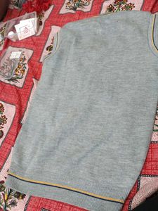 Sleeveless Cotton Jacket