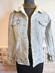 Fuzzy Collar Denim Jacket