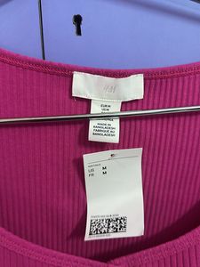 H&amp;M Top With Tags