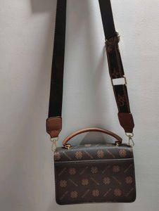 KOREAN Sling Bag✨