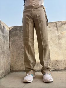Stylish Knot Pant Super Lightweight. Look Giving