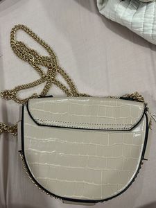 Van Heusen Leather Nude Sling Bag