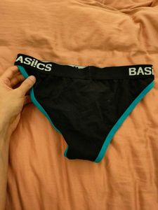 Men&#39;s Brief V-shaped Underwear