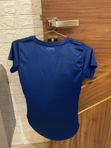 Clovia Active Tee