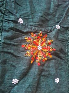 Dark Green Embroidered Kurti💚
