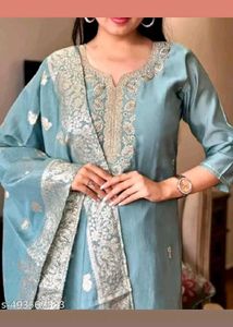 Woman Kurta Set With Dupptta