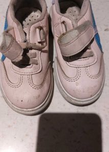 Girl Footwear