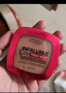 Loreal Infallible Powder Foundation