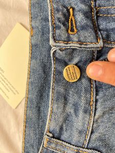 KOREAN JEANS.
