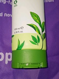 Plum Green Tea Face Wash
