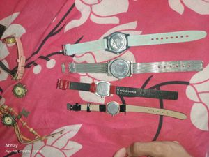 all watches branded for 1000rs. sale loot!