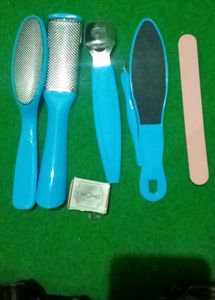 Combo Of Pedicure Set And Keyboard Mousepad