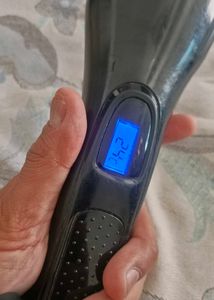 Vega Straightener Hair Brush