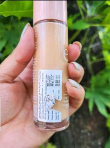 e.l.f. Halo Glow Shade 1 Fair,Used for Swatch Only