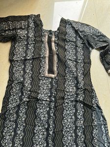 STRAIGHT FIT KURTA