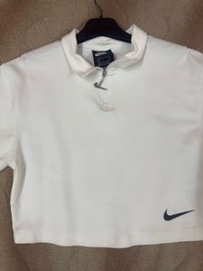 Nike Crop Top