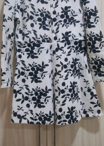 Floral Embroidered Tunic Top