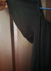 Black Offshoulder Dress