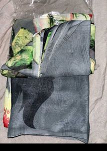 unused Floral Print saree