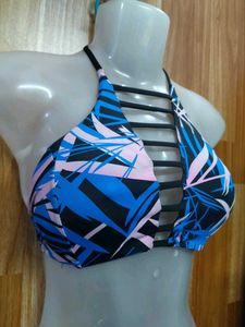 Very Stunning Bralette For Gym Freaks