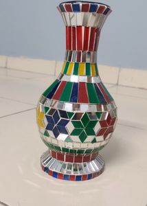 Beautiful Flower Vase Mirror Art Work