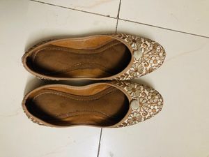 MOJARIES