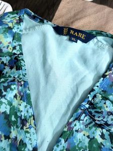 RARE Green wrap top