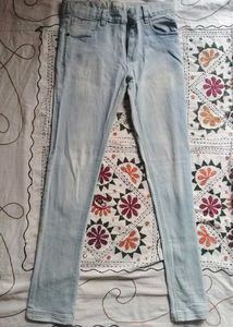 Light Wash Skinny Jeans