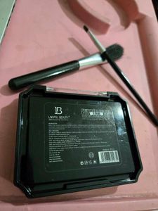 Eyeshadow Palette - Professional Cosmetics