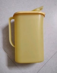 Tupperware Water/juice Container