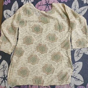 Floral Embroidered Kurti