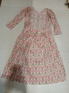 Naira cut Kurta Pant Set