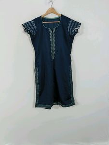 Navy Blue Embroidered Kurta Set (Women)