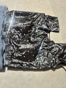 Gray Pleates Border Saree With Ready Blouse