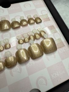(Sale) Golden Press On Nails 4 Ur Toes- Legs