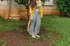 Croptop Pant And Jacket Set Of 3