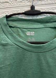 🇯🇵 Uniqlo Imported Tshirt