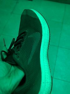 Nike Shoes 8 No Shoe