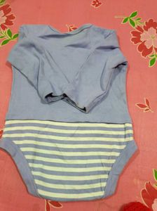 Set Of Romper And Mittens