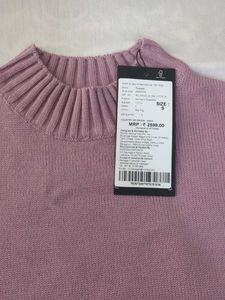 Lilac Balloon Sleeve Cropped Sweater