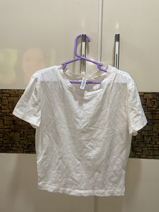 h&amp;m white fitted tshirt