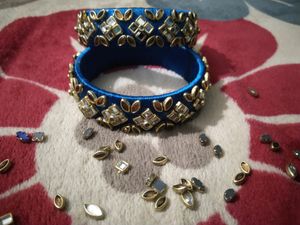 2 Kundan Bangle