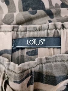 Lotus Women Camouflage Trouser | Waist 28 | Hip 40