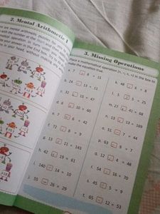 100 Maths Puzzles Book