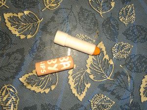 Baby Lips tinted Lip Balm..water resistant