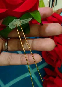 5 Red Roses Hair pins