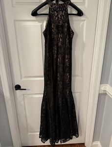 Elegant Black Lace Halter Gown