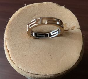 Gold Tone Ring Set - 9 Pieces