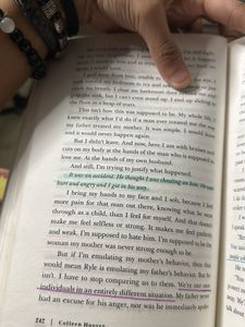 It Ends With Us - Colleen Hoover