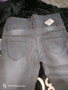 Gray High-Waisted Jeans